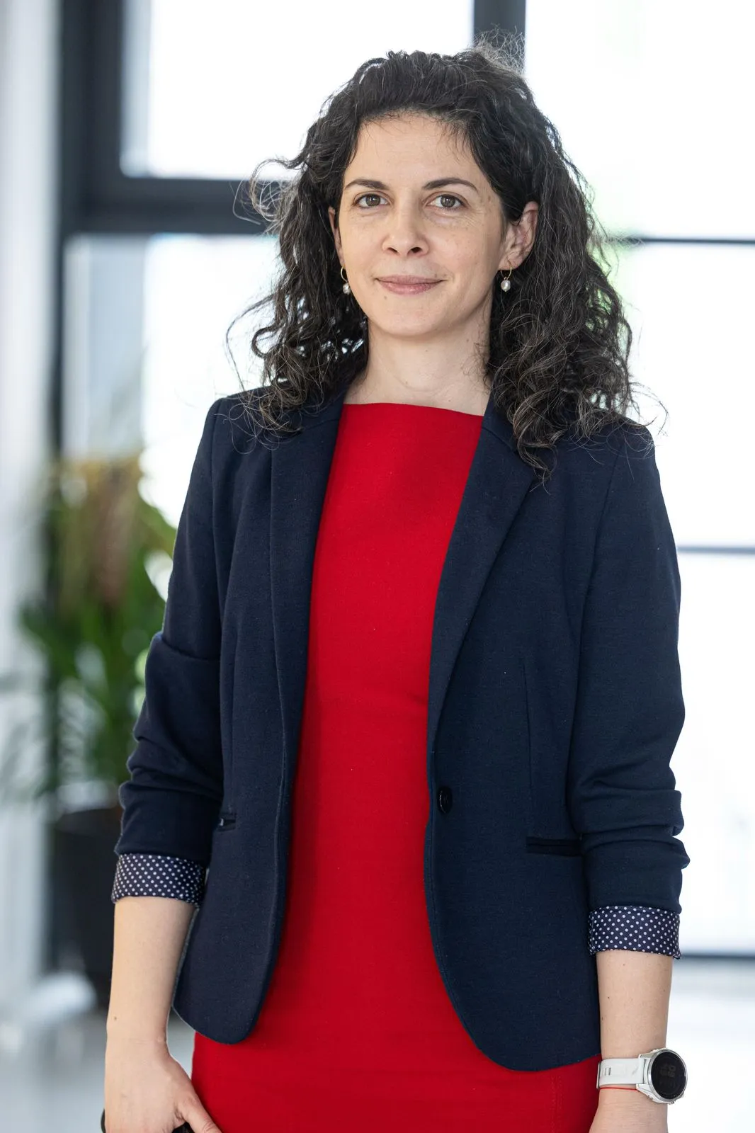 Dr. Alexandra Petcu